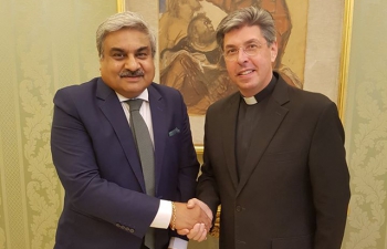 Meeting of Ambassador Anil Wadhwa with Msgr José Avelino Bettencourt, Chief of Protocol, Vatican on October 4, 2016