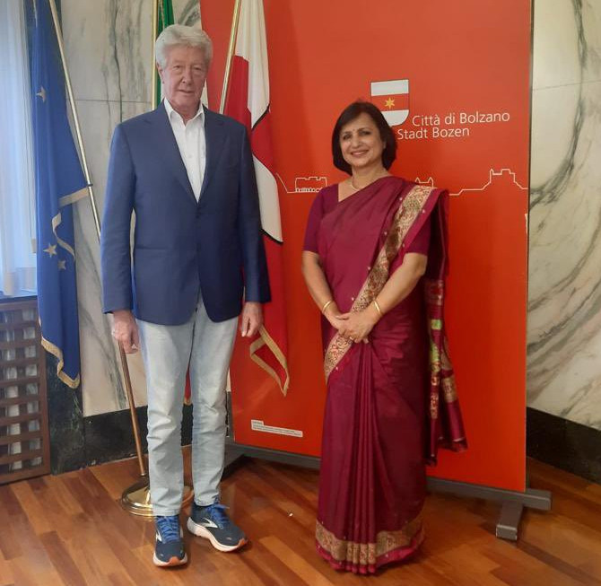 Meeting with Mayor of Bolzano Hon'ble Renzo Caramaschi (August 2022)